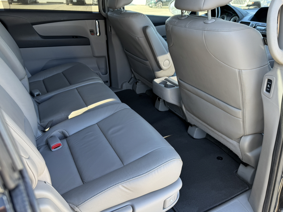 2015 Honda Odyssey EX-L 13