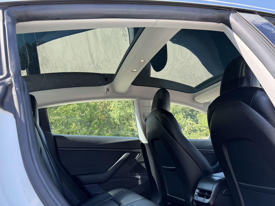 2019 Tesla Model 3 Long Range 9