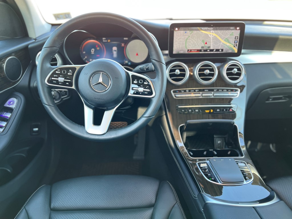 2020 Mercedes-Benz GLC GLC 300 33