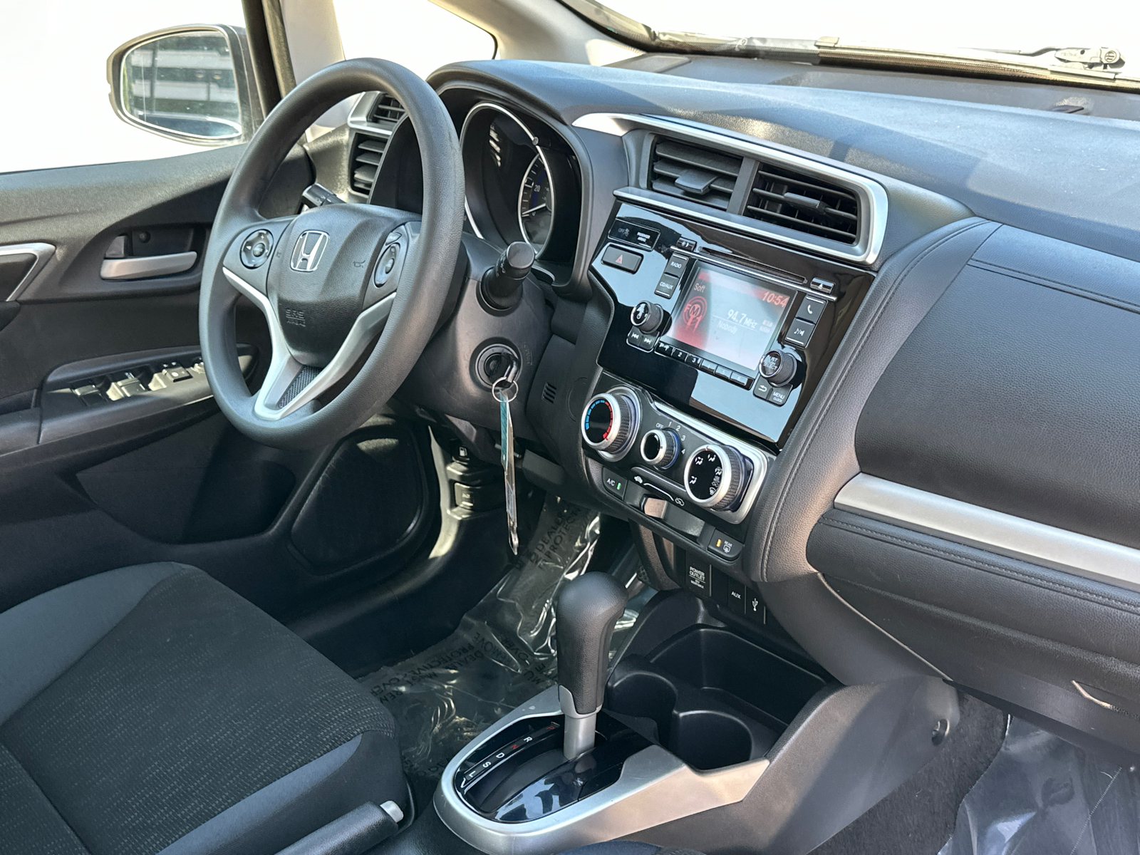 2015 Honda Fit LX 27