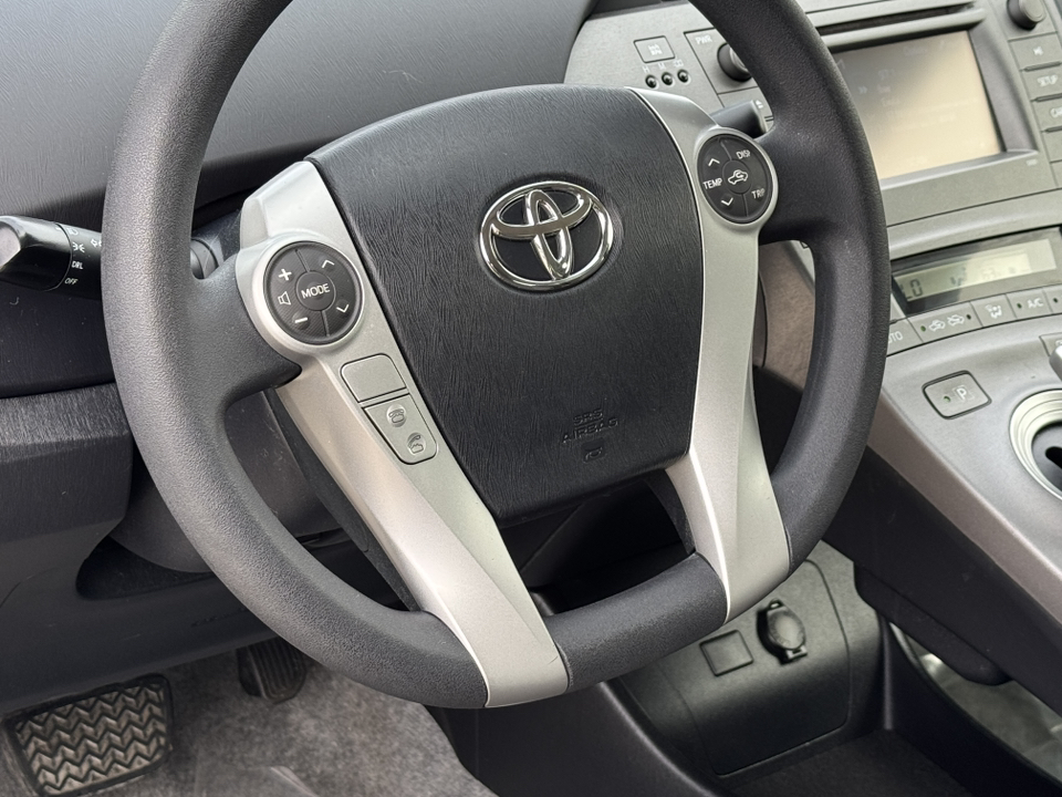 2014 Toyota Prius Two 15