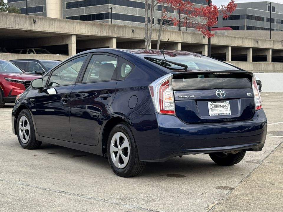 2014 Toyota Prius Two 40