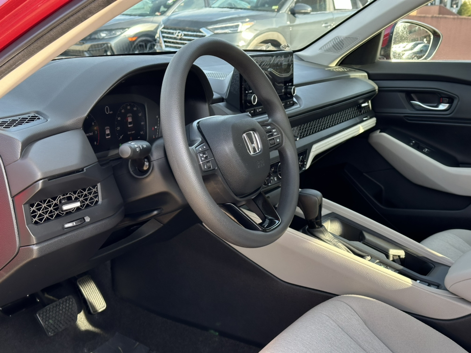 2023 Honda Accord Sedan  13