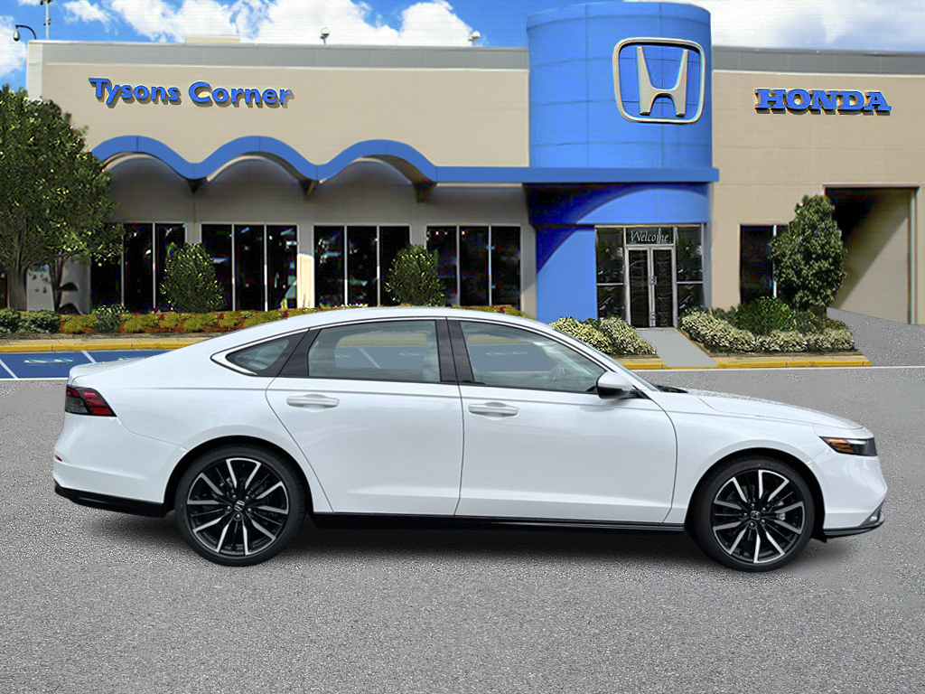 2024 Honda Accord Hybrid Touring 2