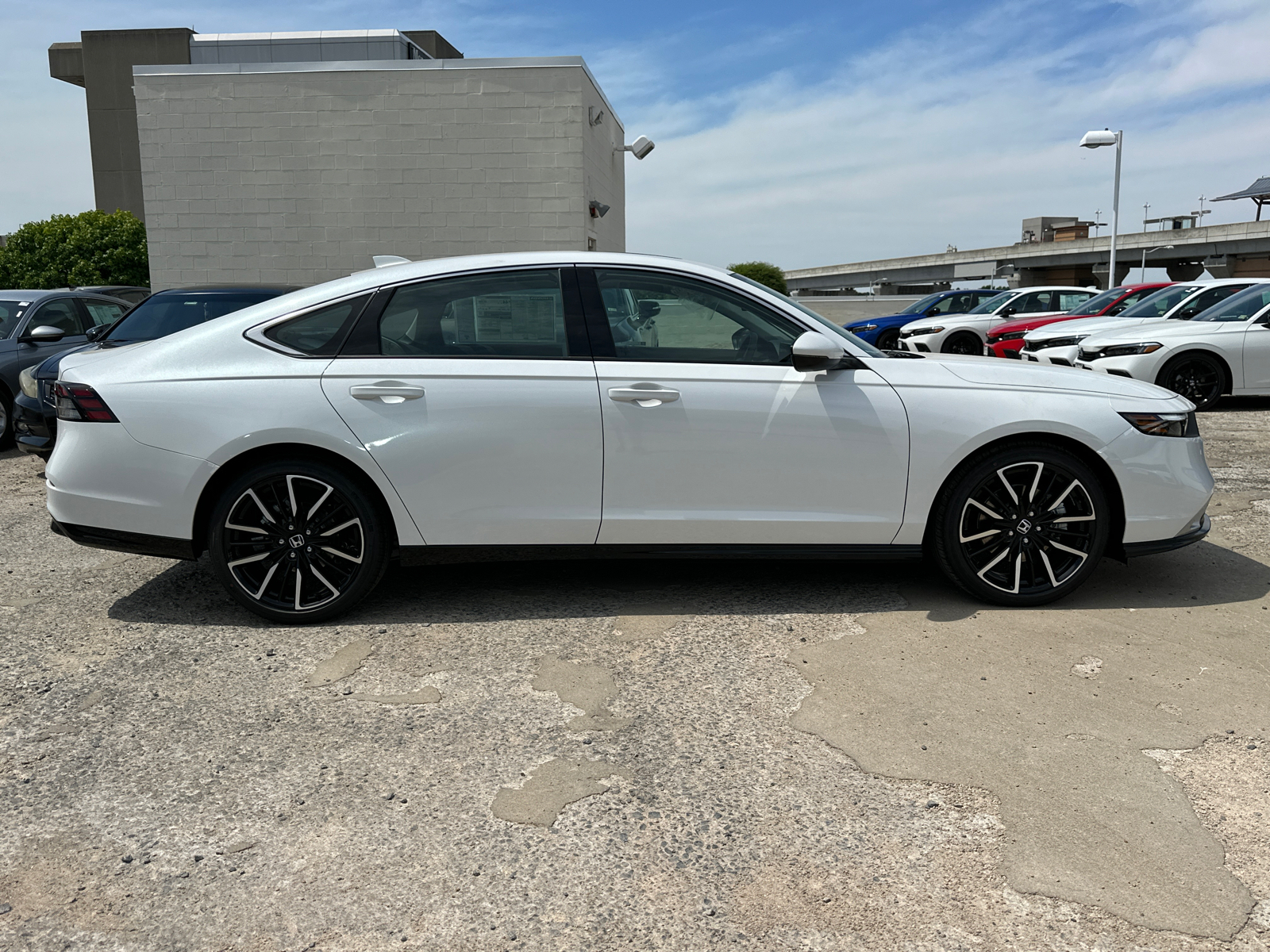 2024 Honda Accord Hybrid Touring 38