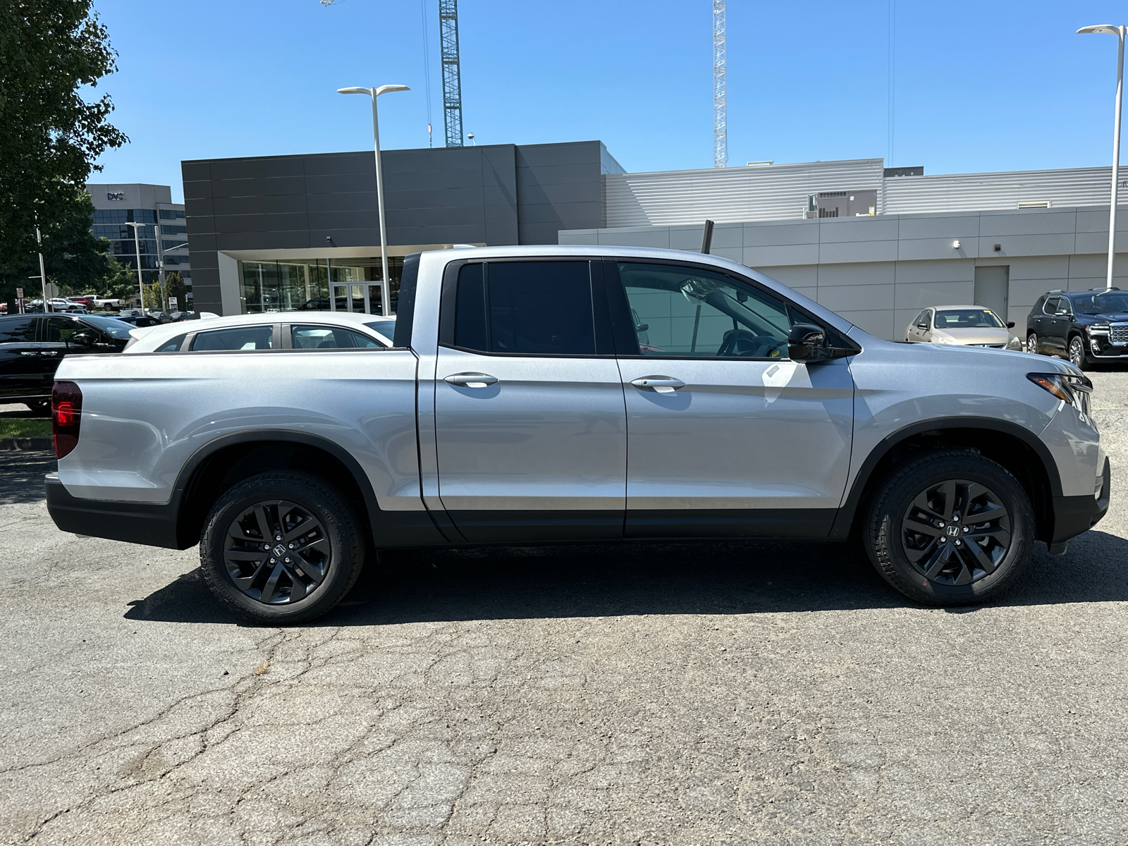 2024 Honda Ridgeline Sport 33