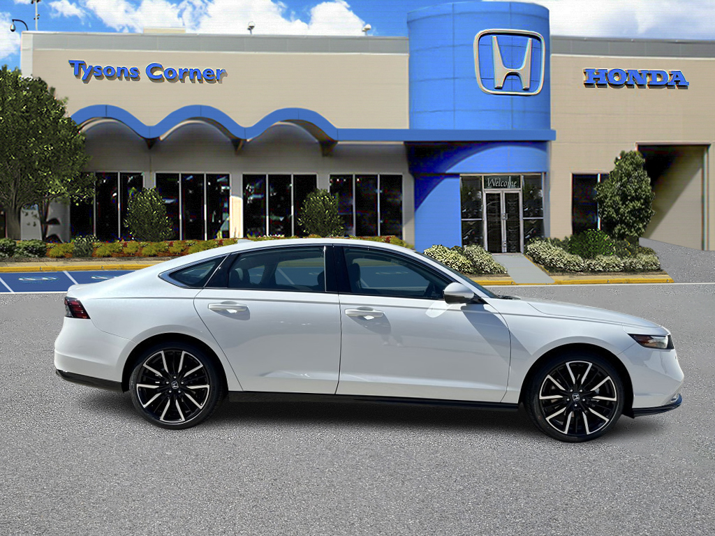 2025 Honda Accord Hybrid Touring 2