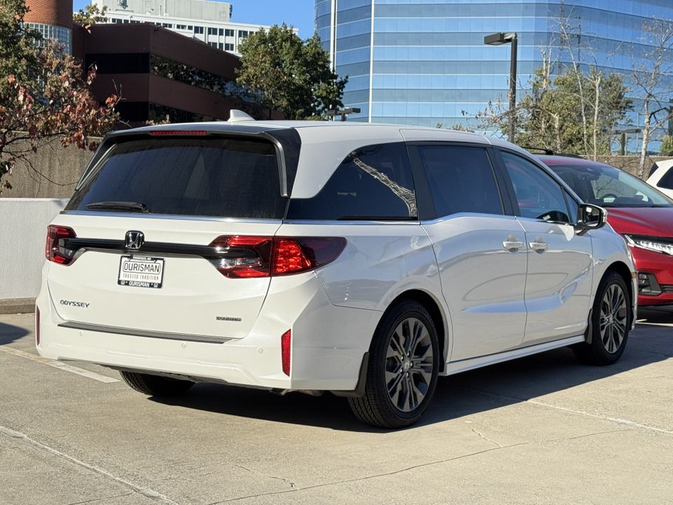 2025 Honda Odyssey Touring 38