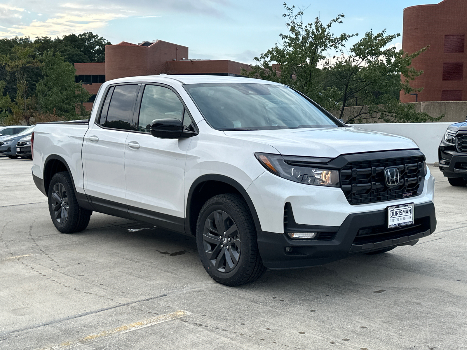 2025 Honda Ridgeline Sport 36