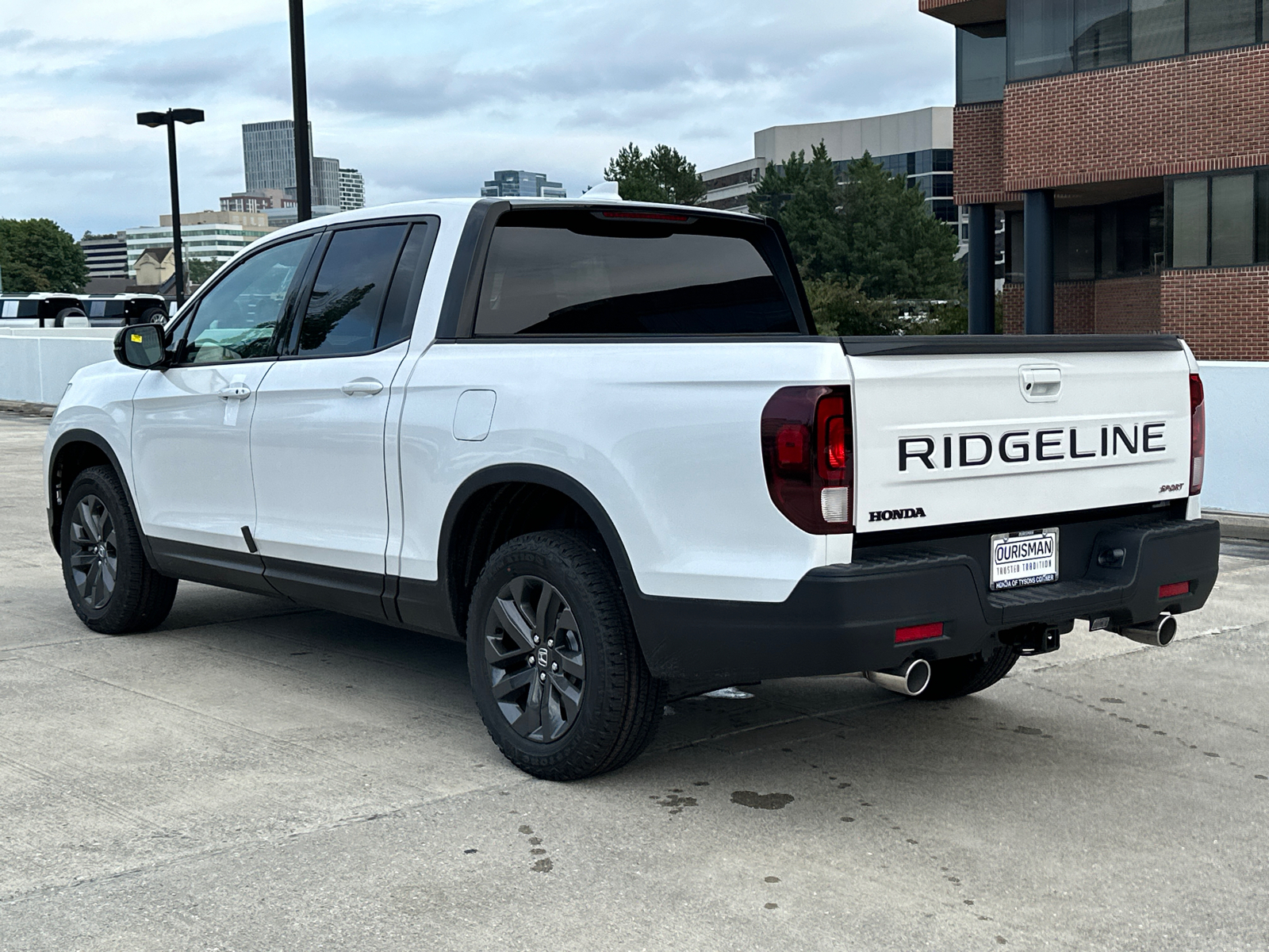 2025 Honda Ridgeline Sport 38