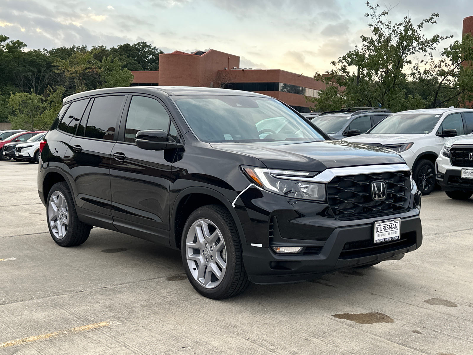 2025 Honda Passport EX-L 39