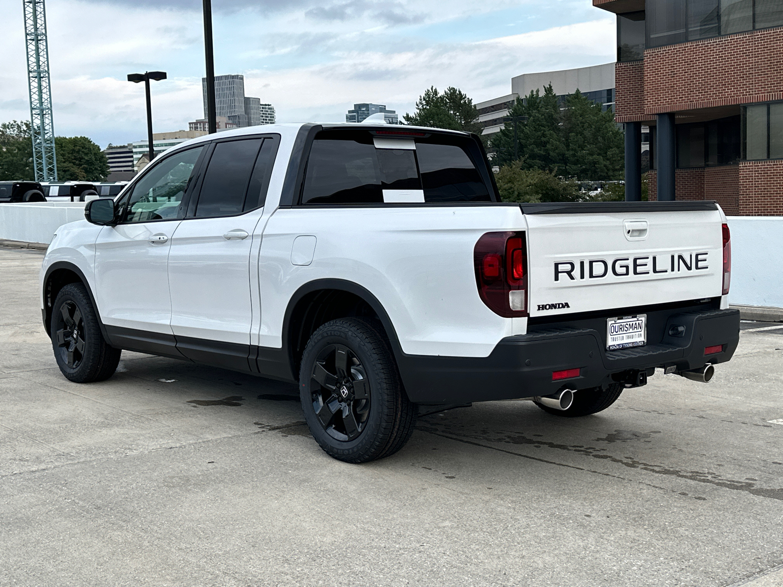 2025 Honda Ridgeline Black Edition 43