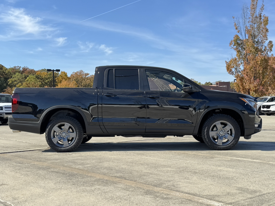 2025 Honda Ridgeline TrailSport 34