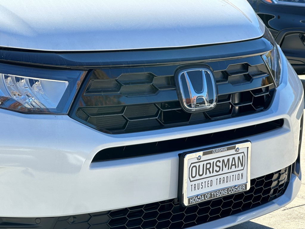 2025 Honda Odyssey Touring 2