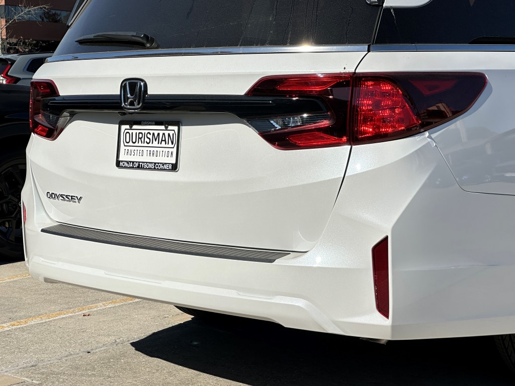 2025 Honda Odyssey EX-L 7