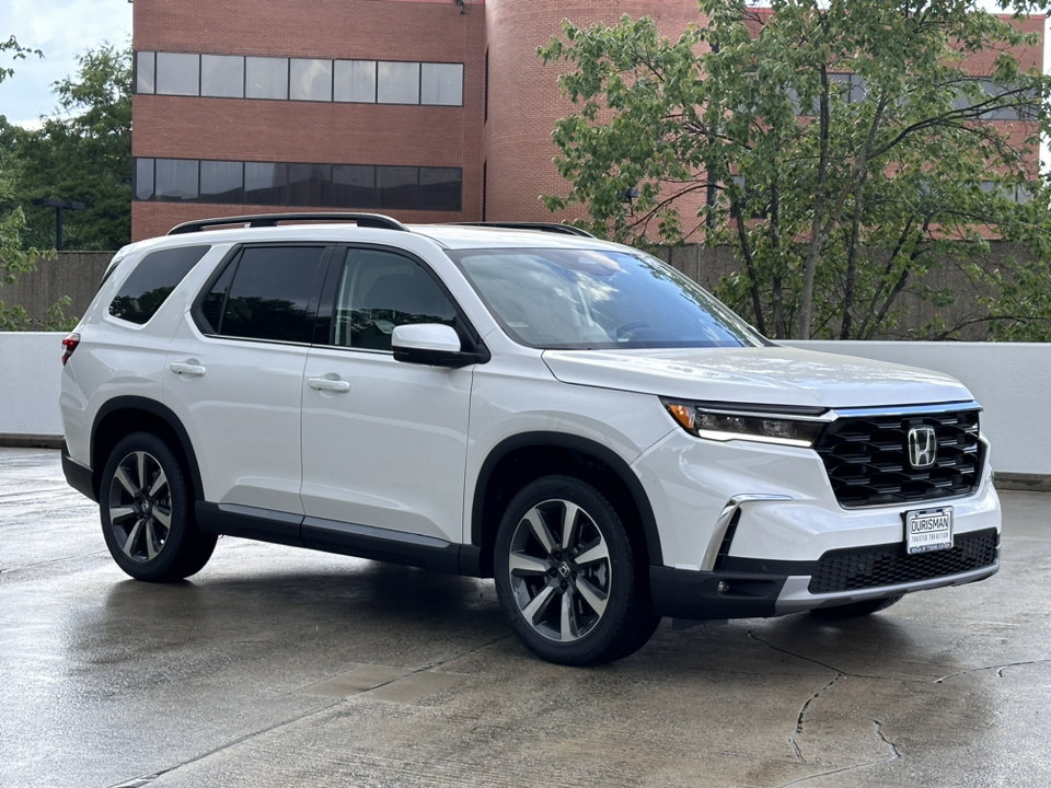 2025 Honda Pilot Touring 47