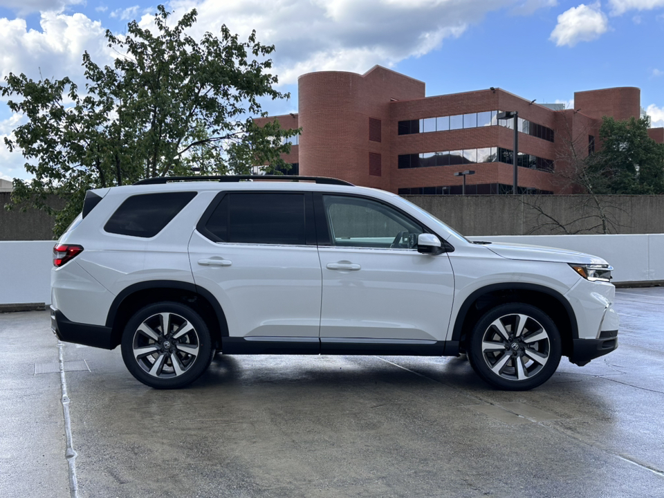 2025 Honda Pilot Touring 48