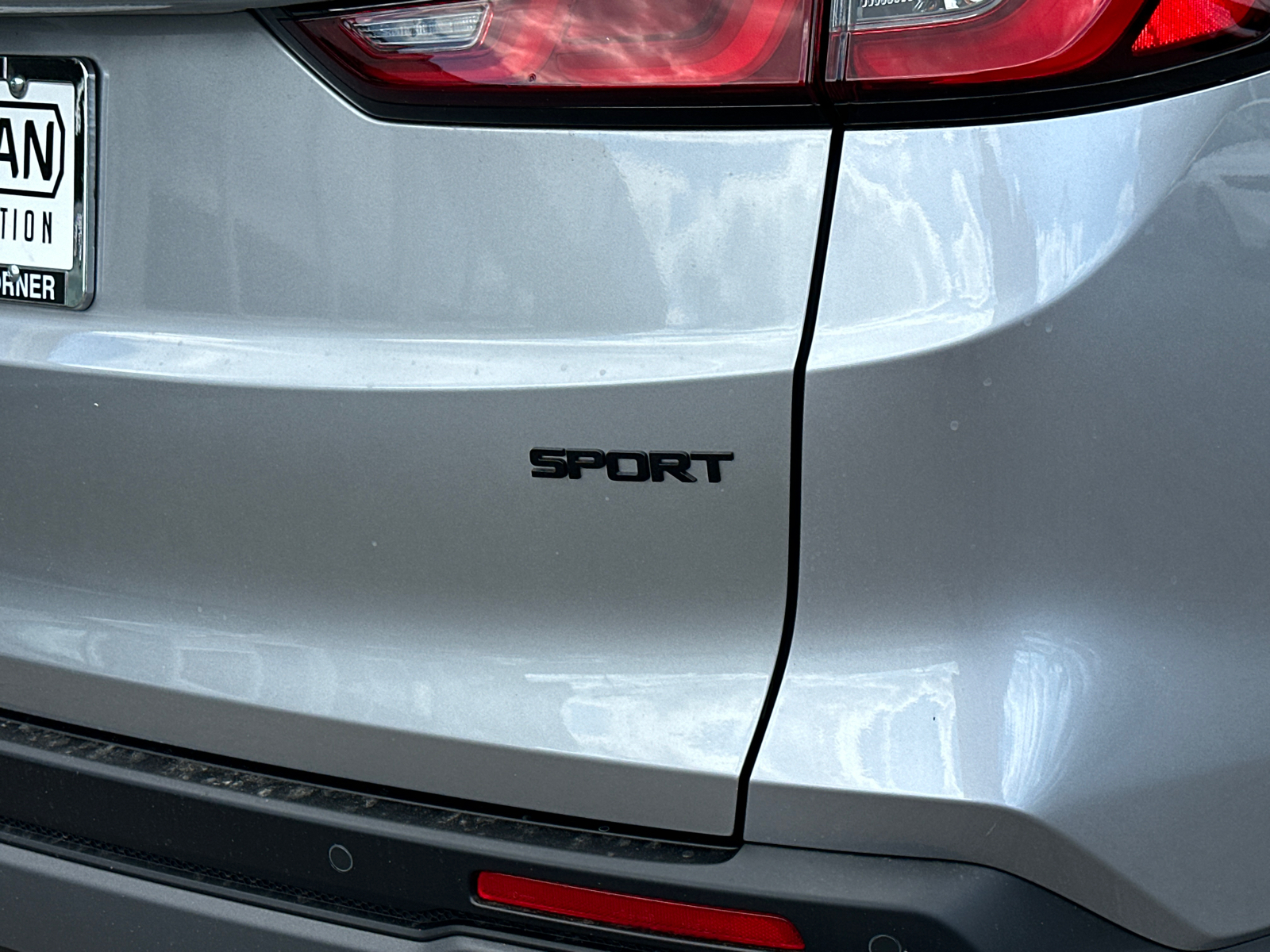 2025 Honda CR-V Hybrid Sport-L 4