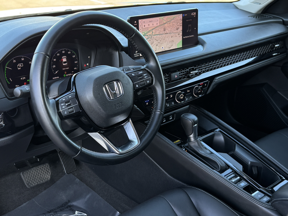 2023 Honda Accord Hybrid Touring 17