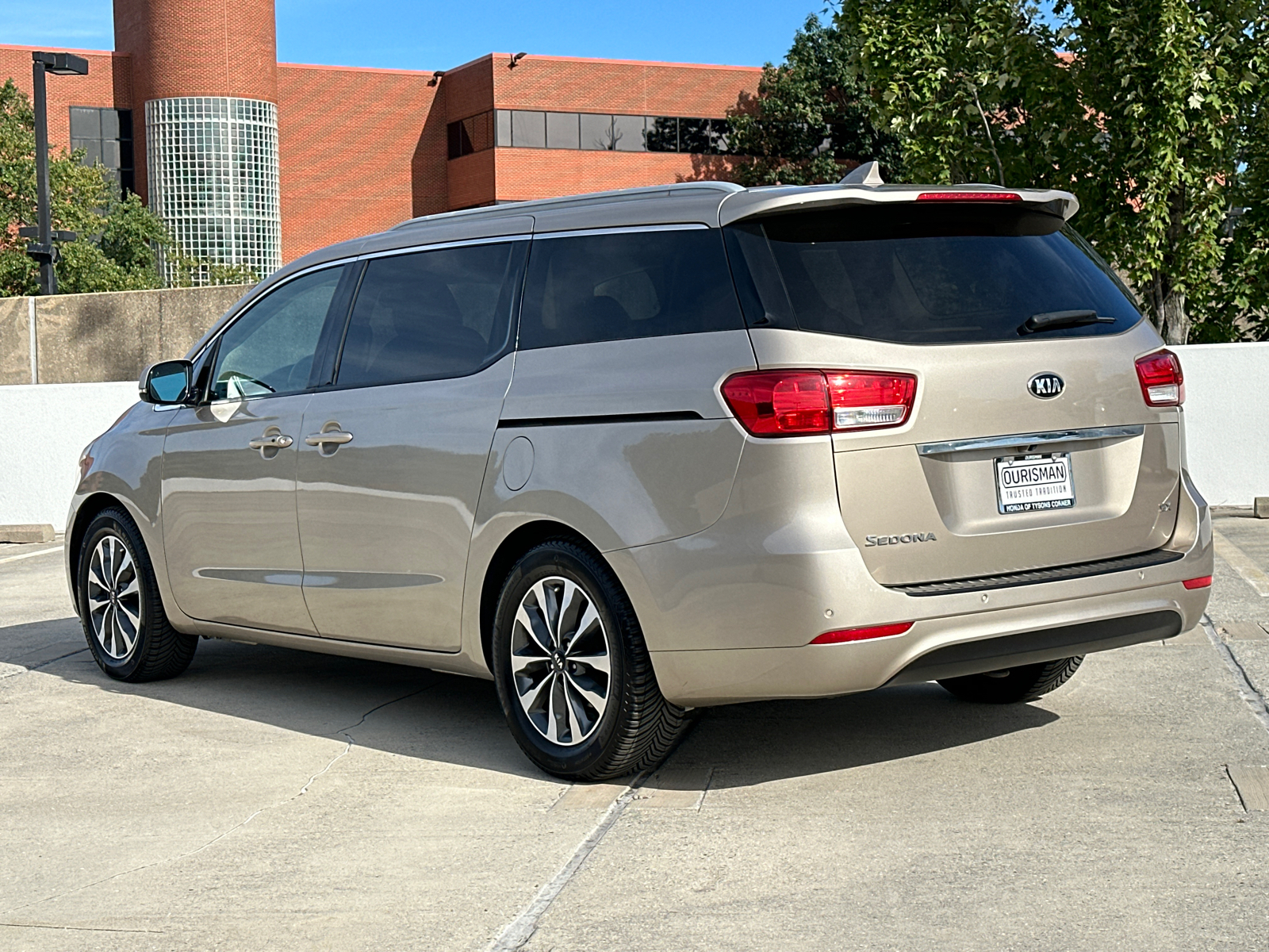 2015 Kia Sedona SX 40