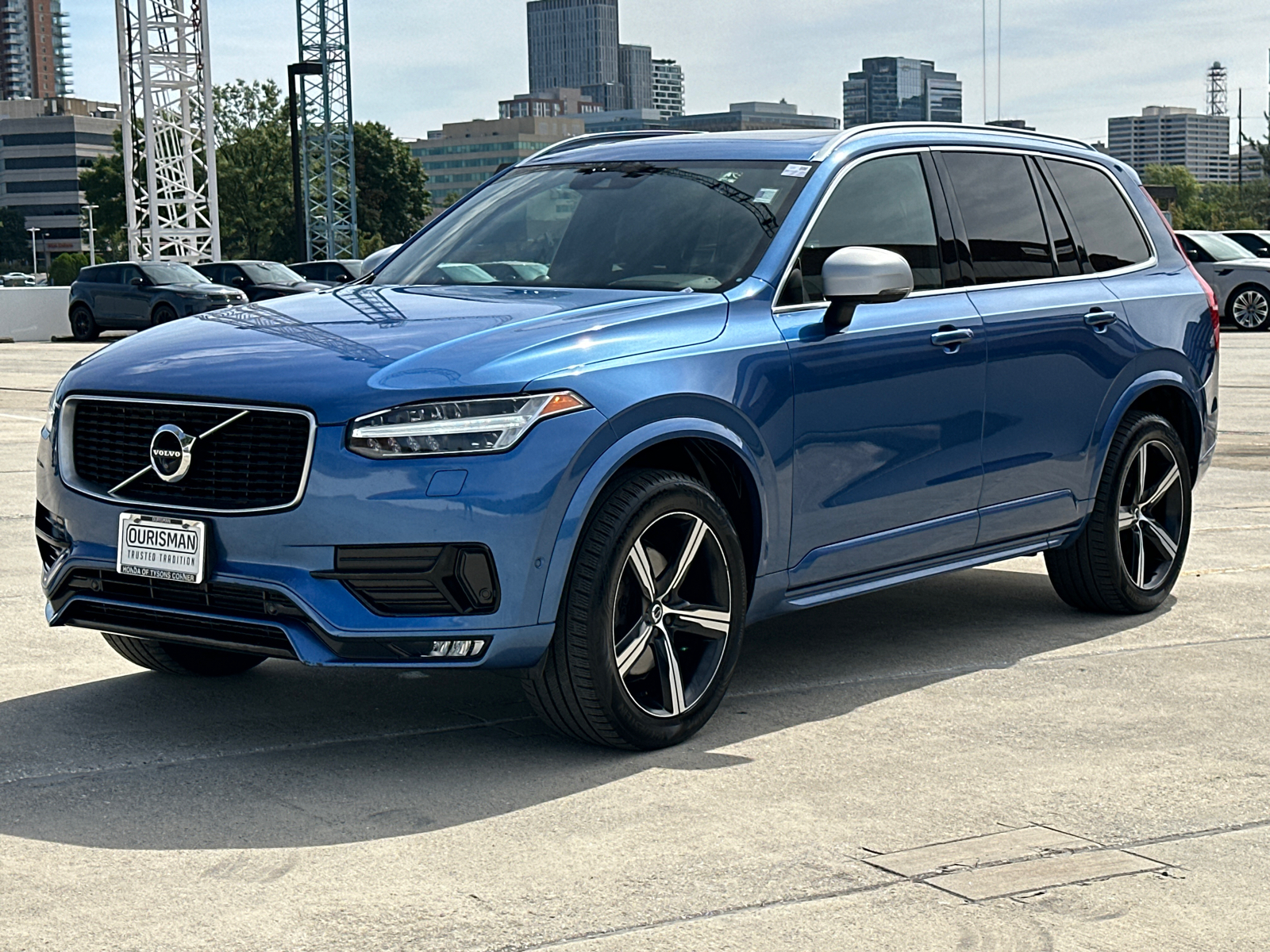 2016 Volvo XC90 T6 40