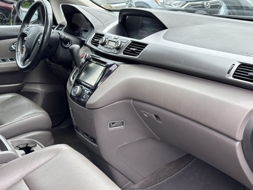 2014 Honda Odyssey  9