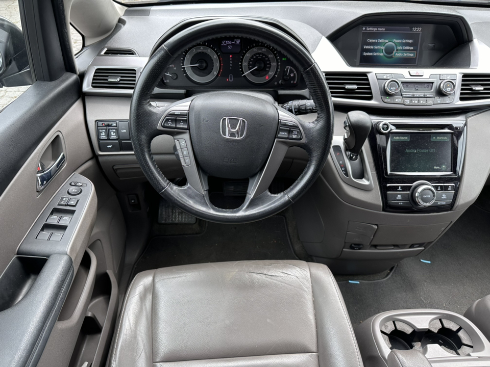2014 Honda Odyssey  23