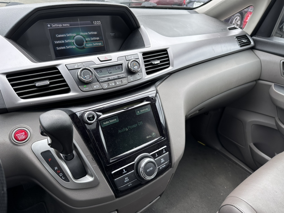 2014 Honda Odyssey  29
