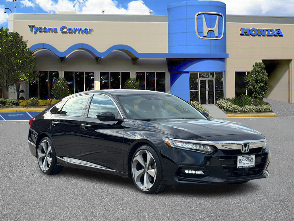 2018 Honda Accord Touring 1