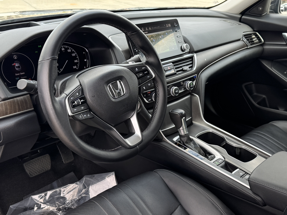 2018 Honda Accord Touring 17