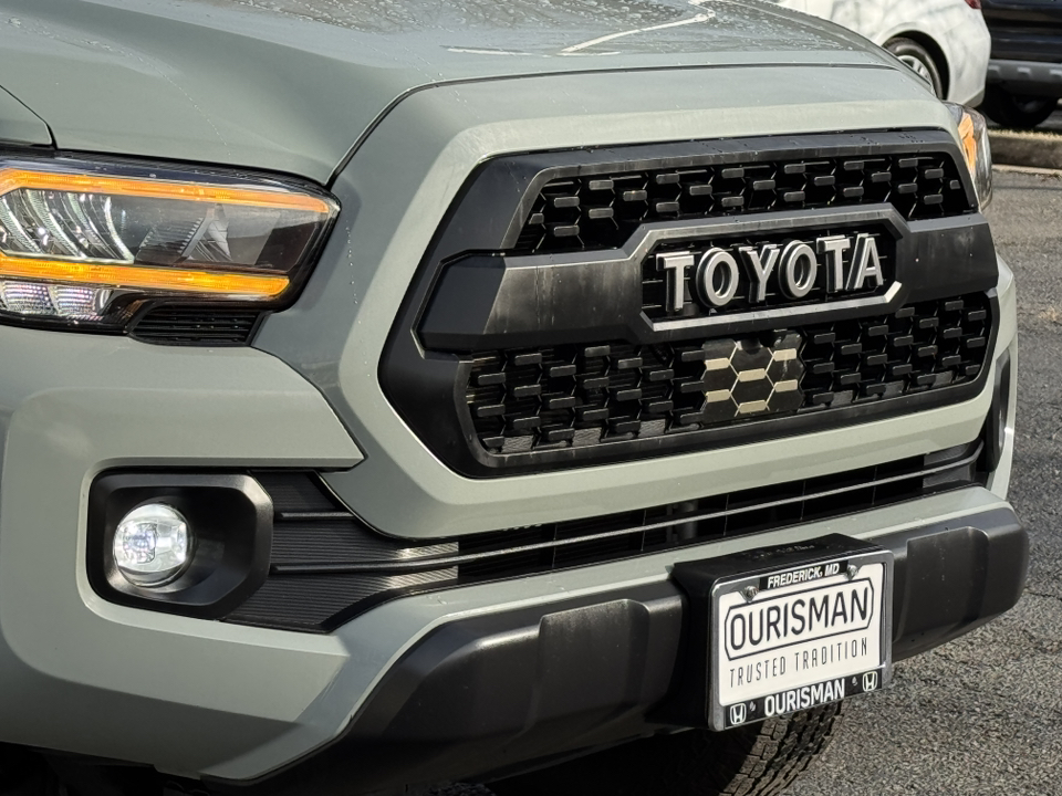 2022 Toyota Tacoma TRD Off-Road 9