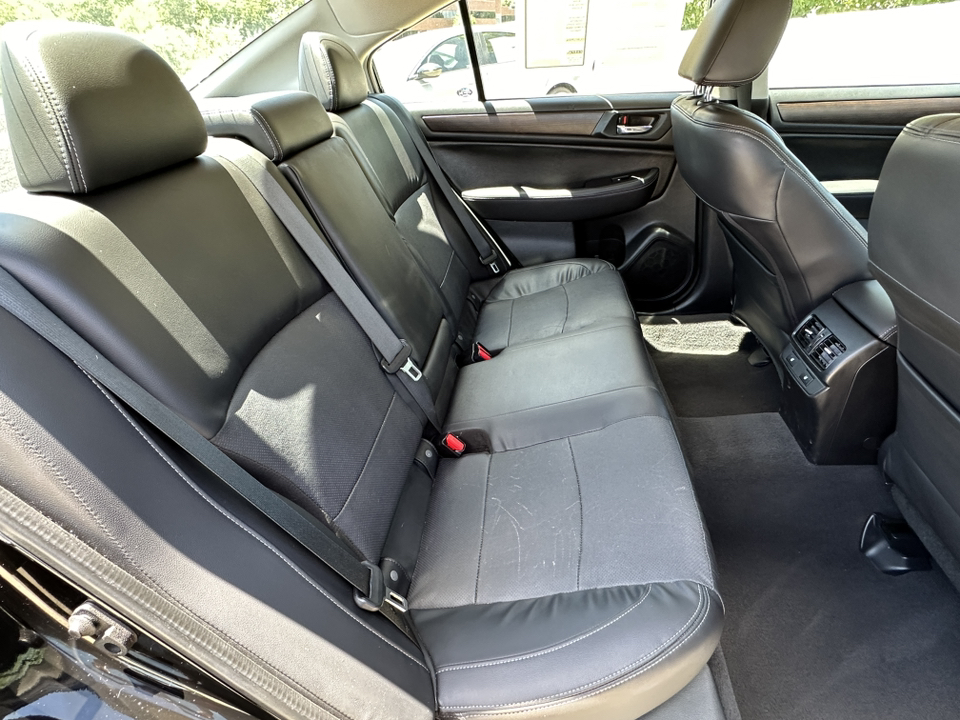 2015 Subaru Legacy 2.5i 11