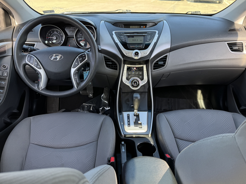 2012 Hyundai Elantra GLS 18