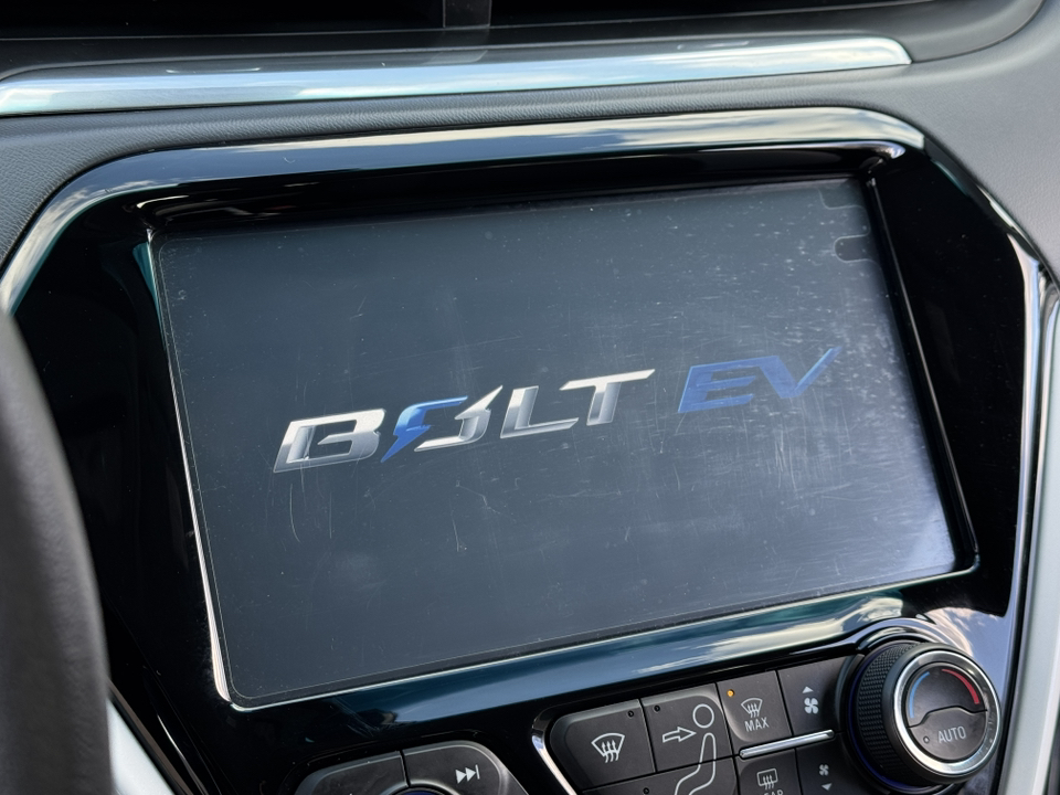 2018 Chevrolet Bolt EV LT 31