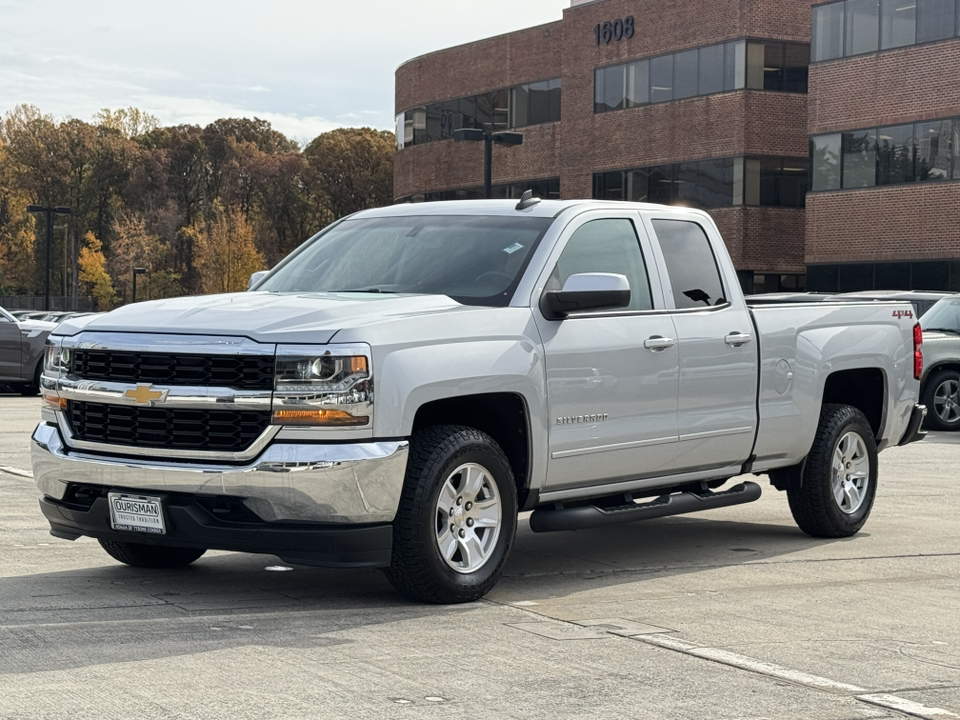 2018 Chevrolet Silverado 1500 LT 34