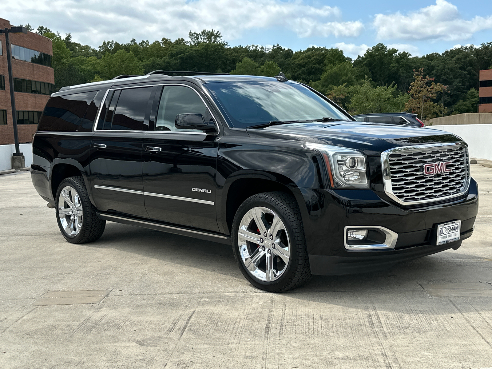 2018 GMC Yukon XL Denali 38