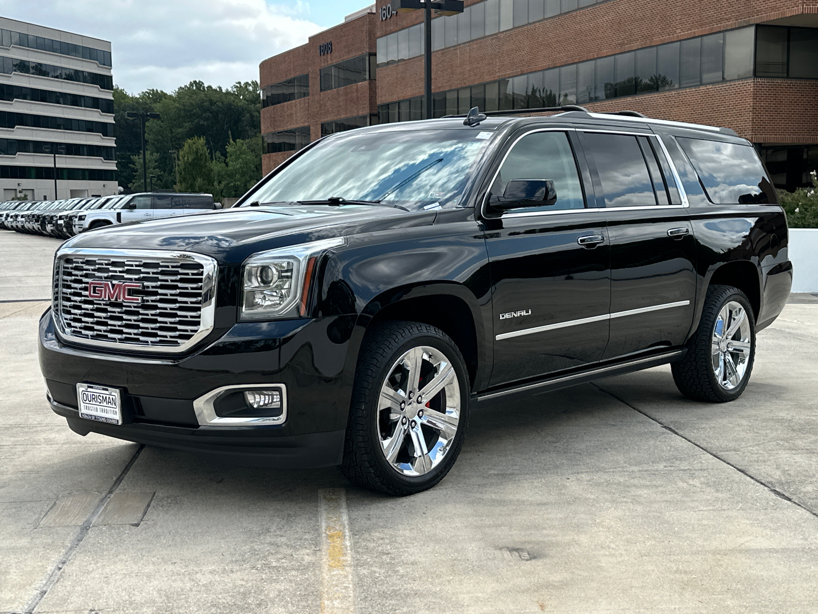 2018 GMC Yukon XL Denali 39