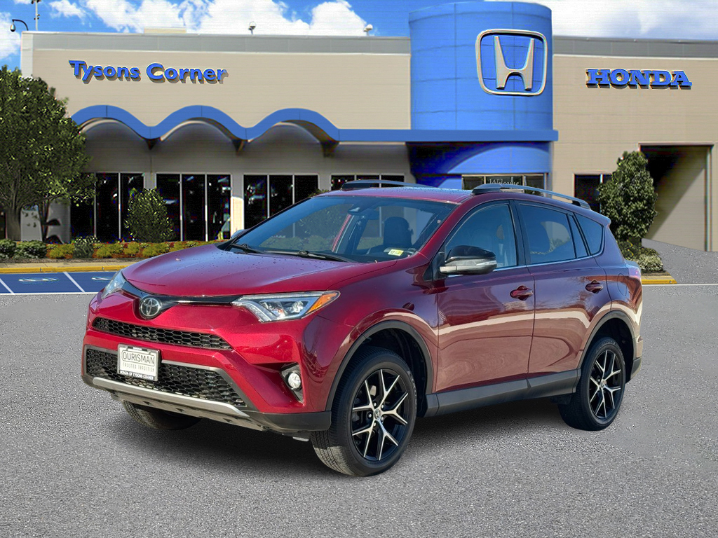 2018 Toyota RAV4 SE 2