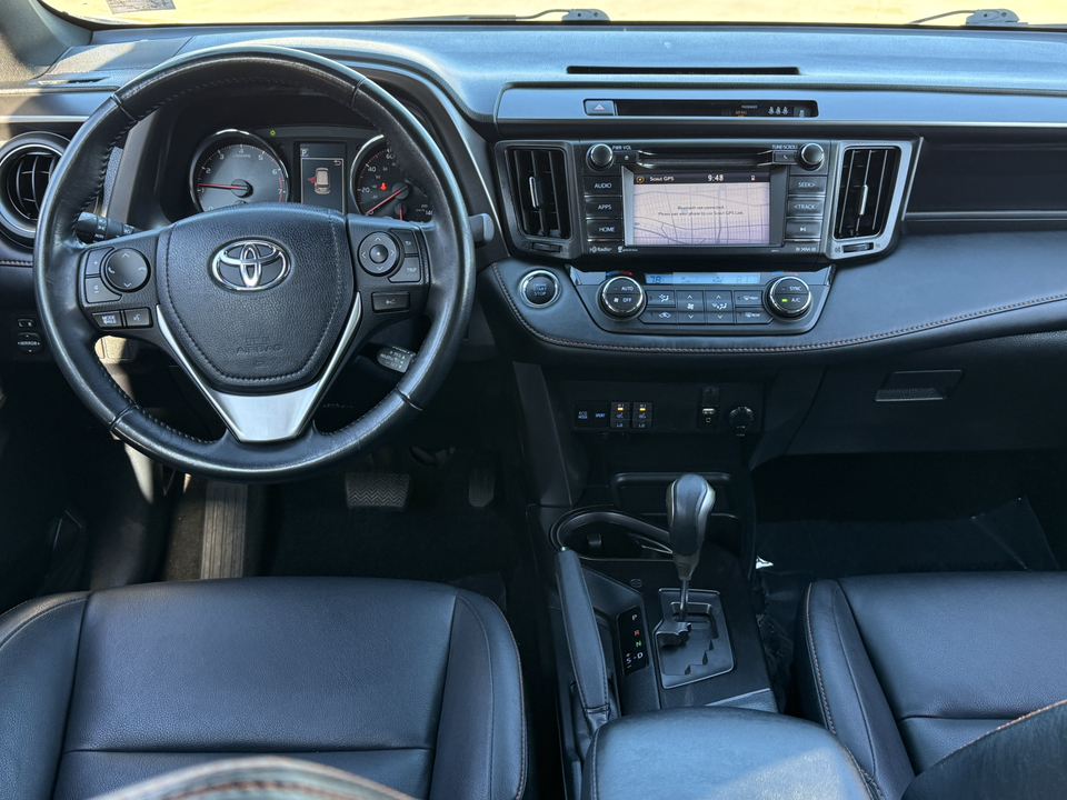 2018 Toyota RAV4 SE 22