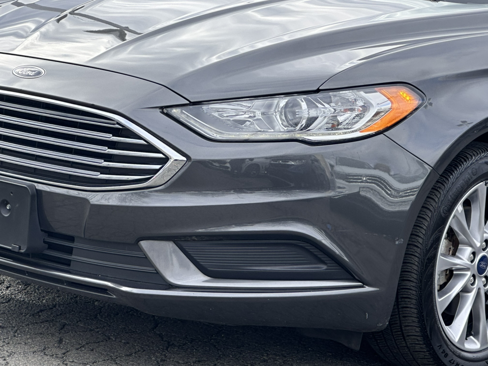 2017 Ford Fusion Hybrid SE 5