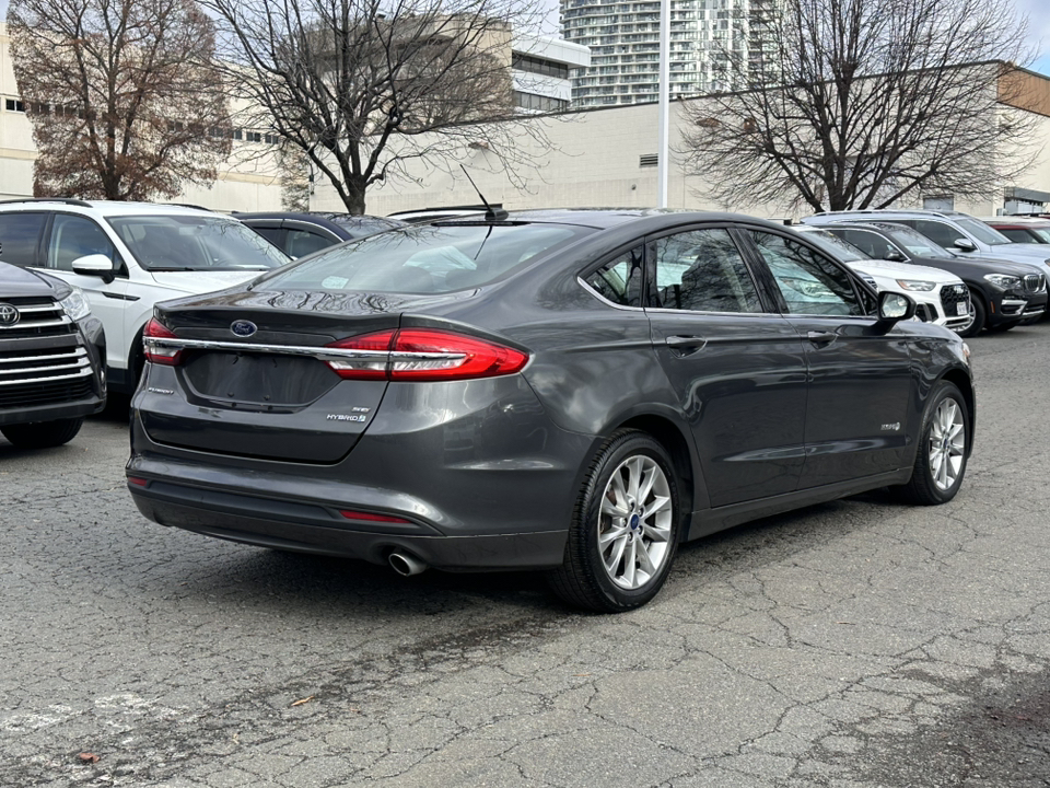 2017 Ford Fusion Hybrid SE 36