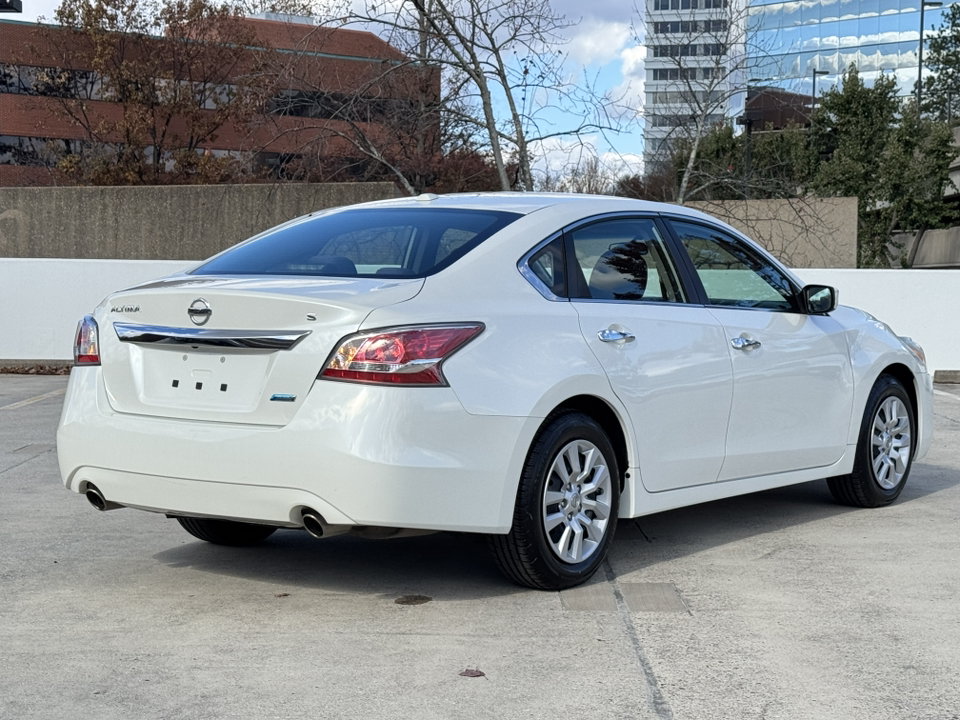 2014 Nissan Altima 2.5 S 36