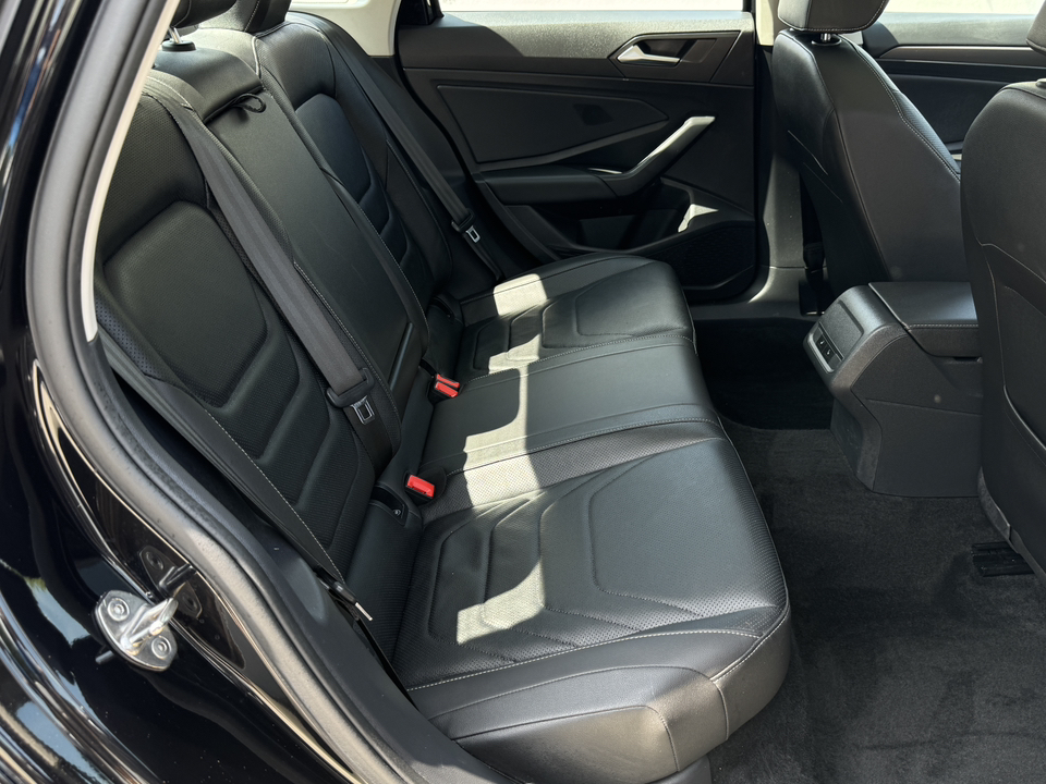 2019 Volkswagen Jetta SEL Premium 17