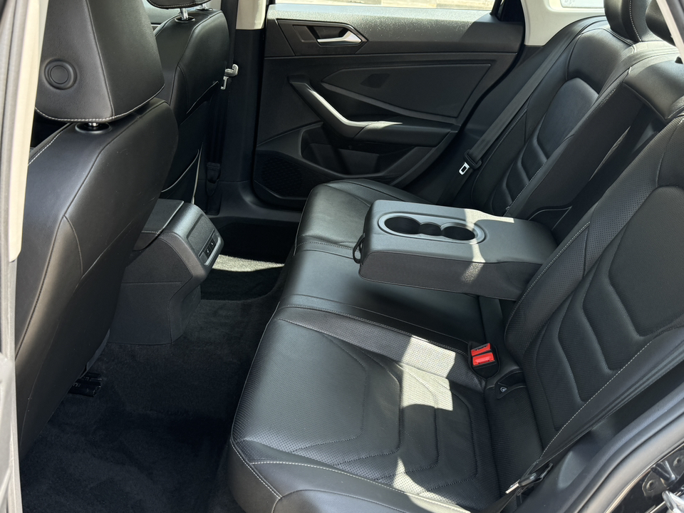 2019 Volkswagen Jetta SEL Premium 24