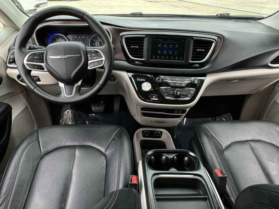 2018 Chrysler Pacifica Touring L 24