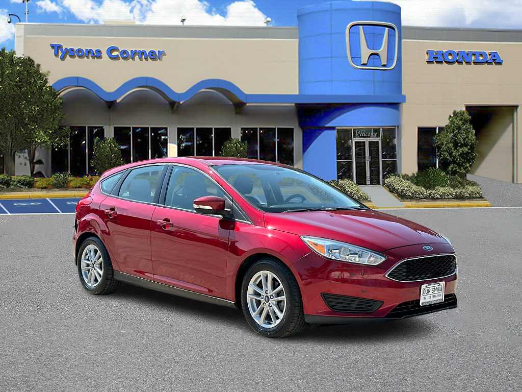 2016 Ford Focus SE 1