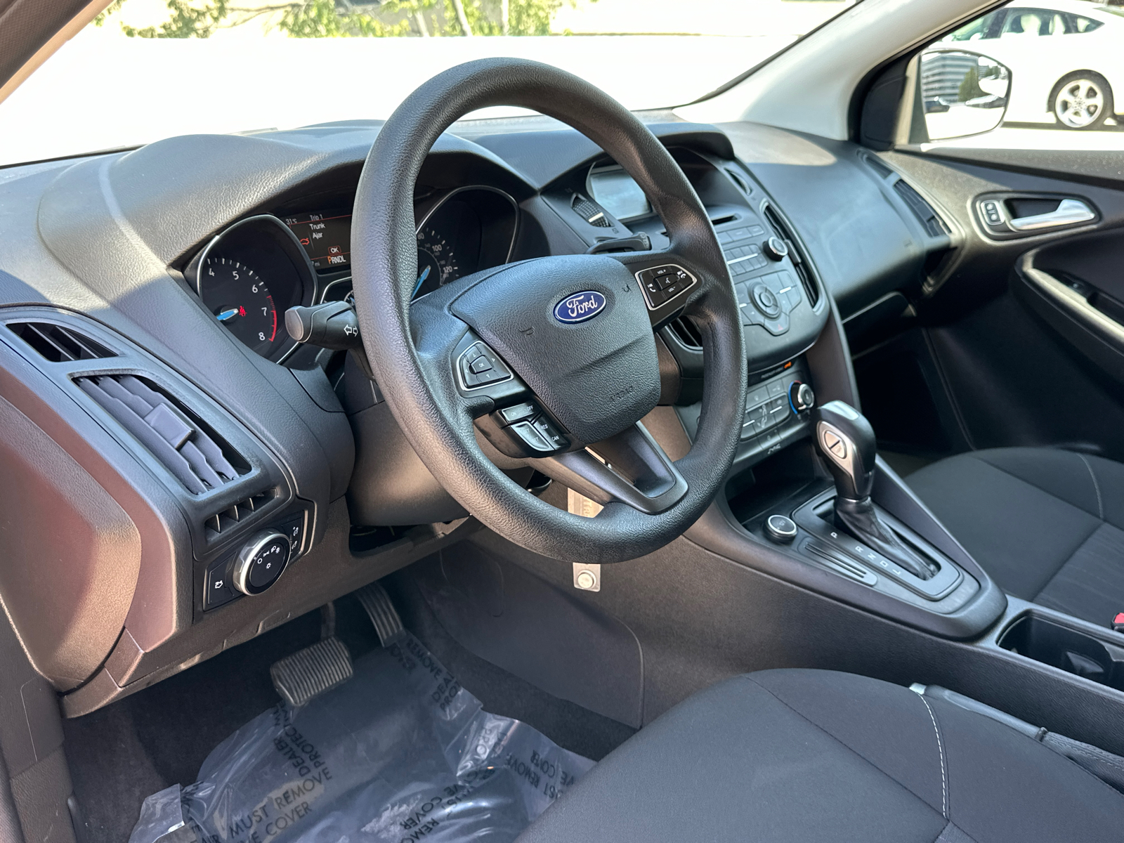 2016 Ford Focus SE 20