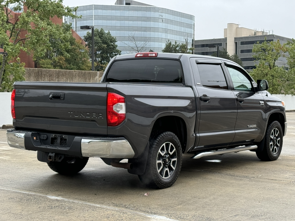 2014 Toyota Tundra SR5 43