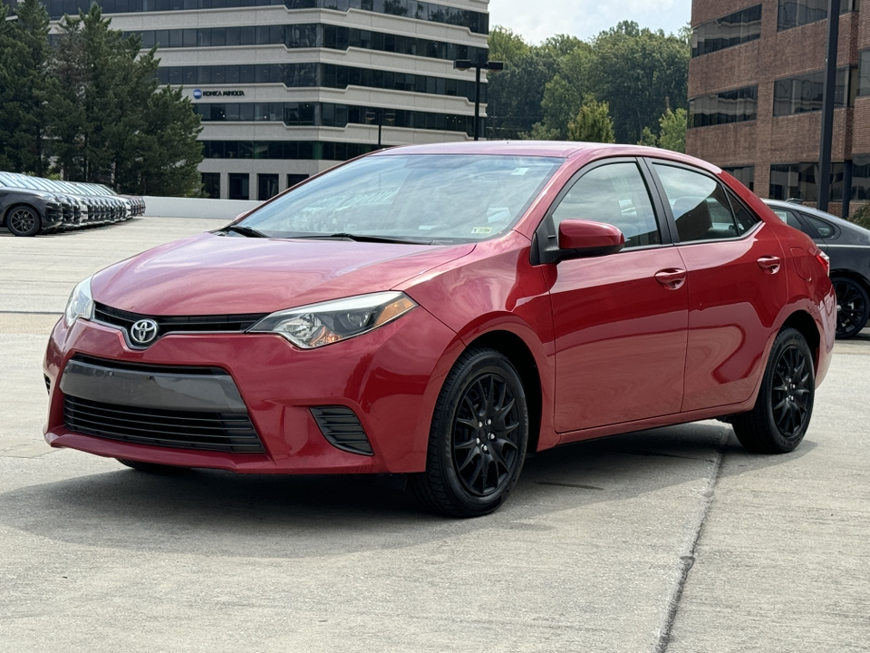 2015 Toyota Corolla LE 39