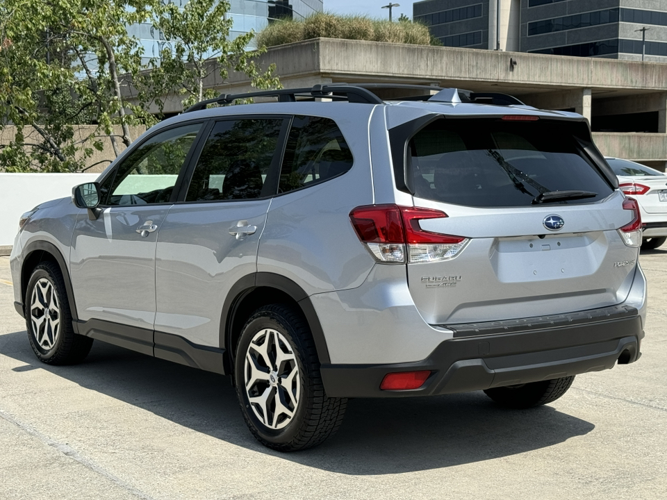 2021 Subaru Forester Premium 40